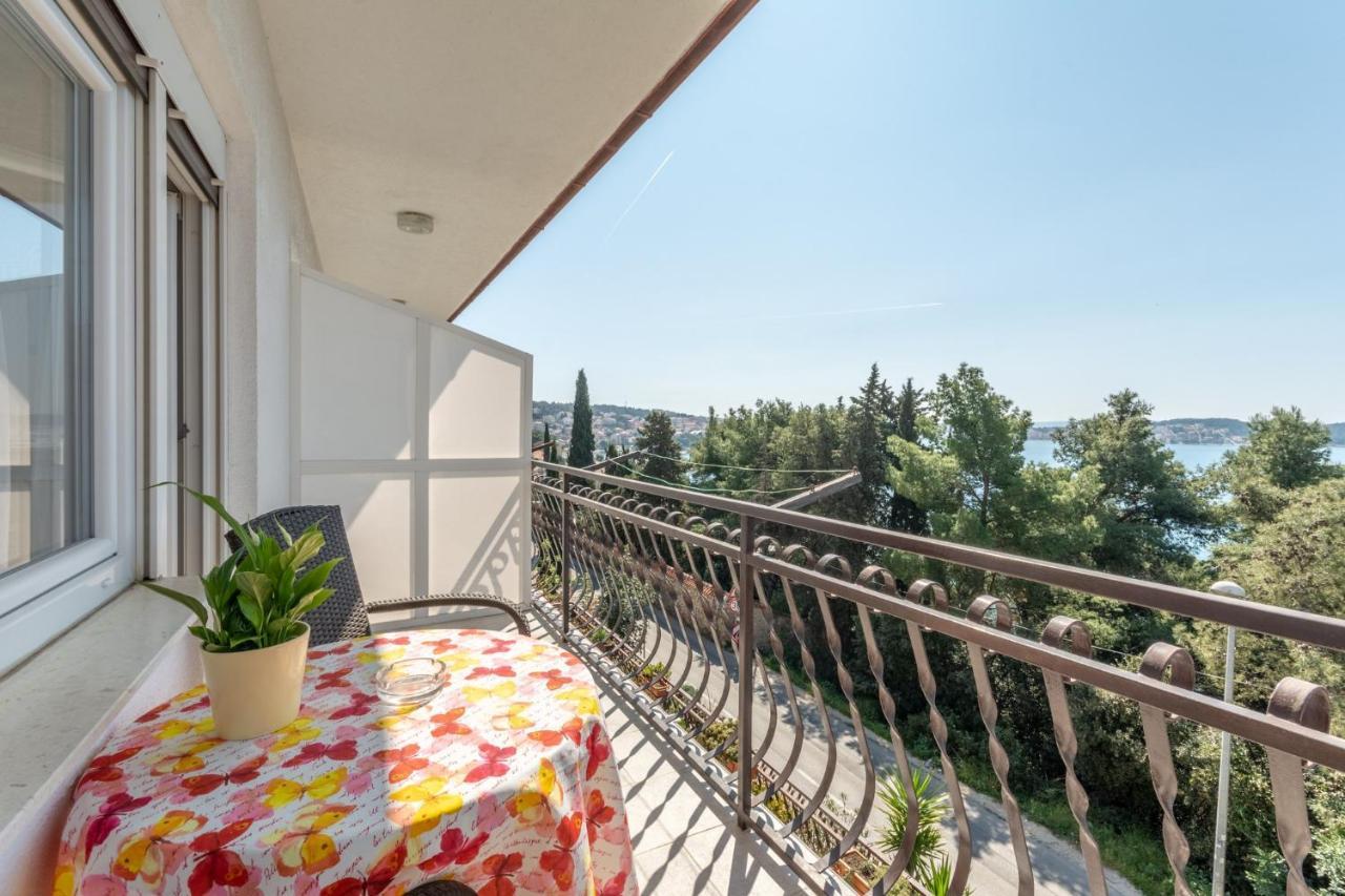 Apartments Mimi Trogir Room photo