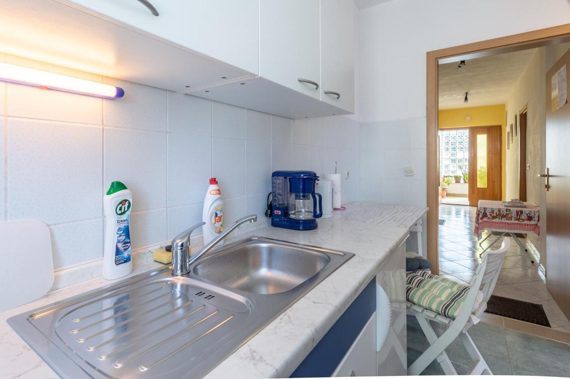 Apartments Mimi Trogir Room photo